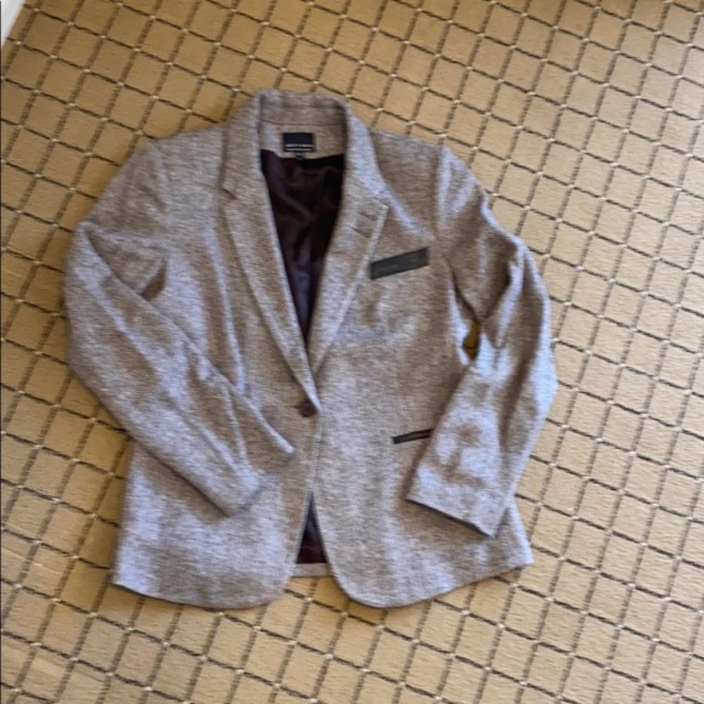 Judith & Charles tweed blazer